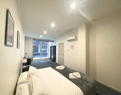 3 Nicholson Place, Melbourne – Room 1