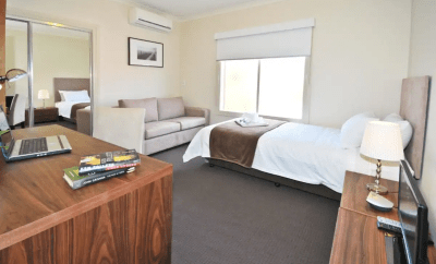 4 Carnarvon St, Brunswick – Room 8