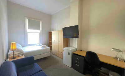 303 Rathdowne St, Carlton – Room 8