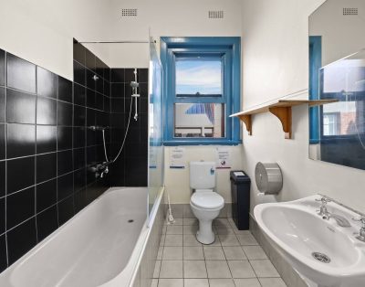 96 Barkly Street, St Kilda – Room 11