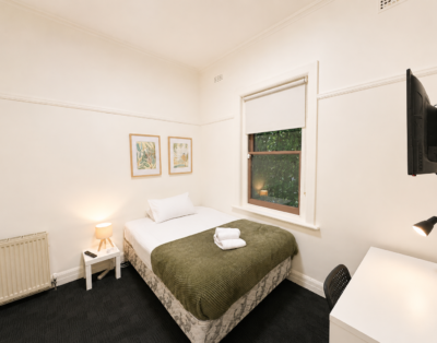 96 Barkly Street, St Kilda – Room 6