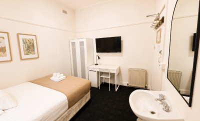 96 Barkly Street, St Kilda – Room 8