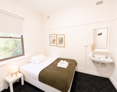 96 Barkly Street, St Kilda – Room 24